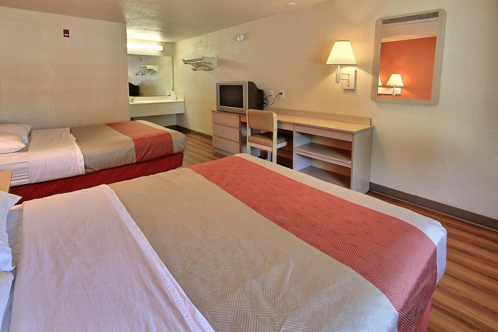 Motel 6-Newport News, Va Exterior foto